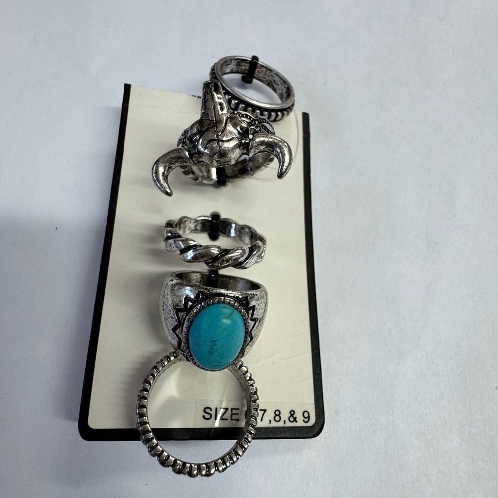 IDYLLWIND- Silver and Turquoise Ring Set